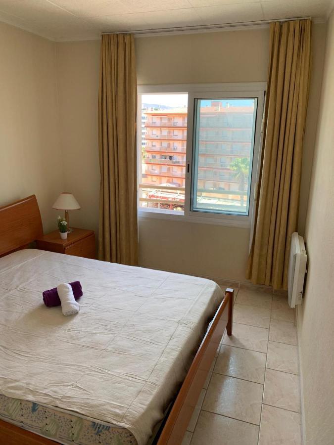 Appartement Premiere Ligne De Mer Avec Piscine Rosas Exterior foto
