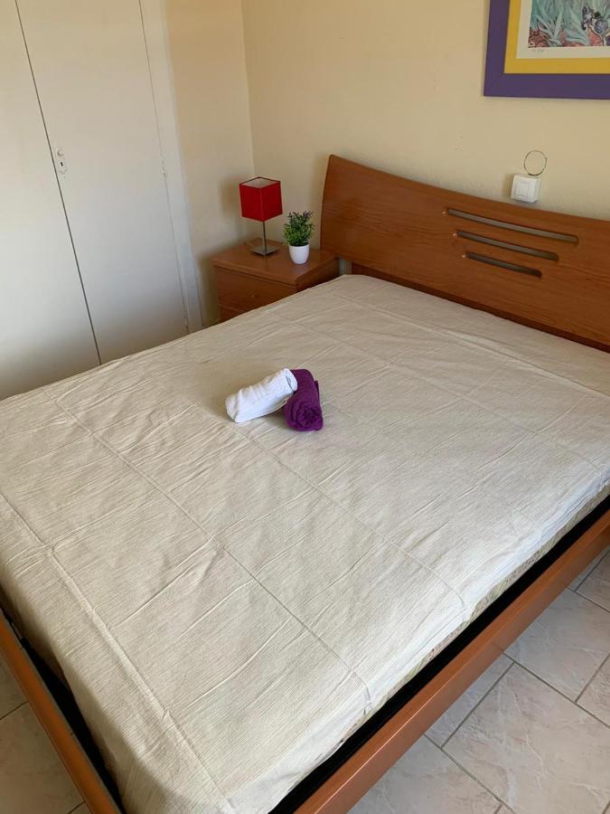 Appartement Premiere Ligne De Mer Avec Piscine Rosas Exterior foto